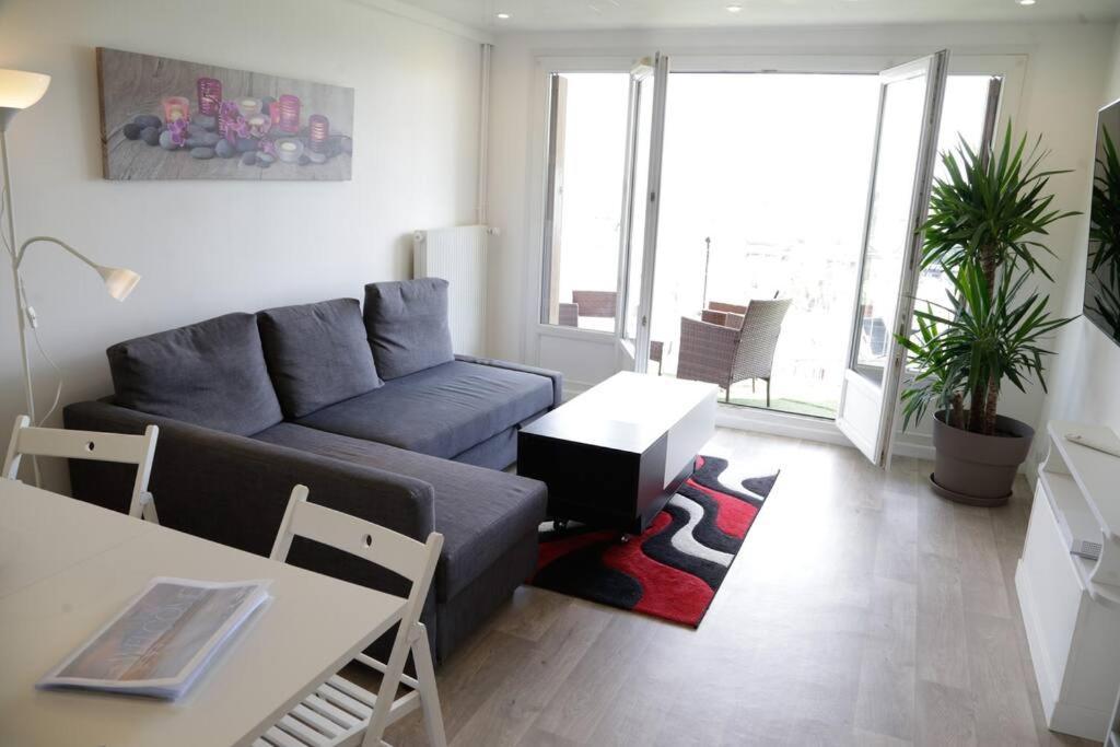 Le Refuge Blesois Avec Parking Prive - Blesois Refuge With Private Parking Apartman Blois Kültér fotó